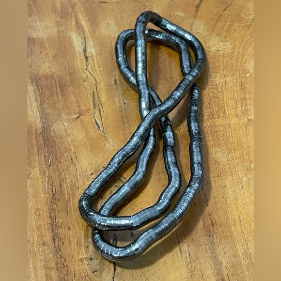 Vintage Bending Gunmetal Tone Jewelry, Snake
necklace, choker, bracelet, art NEW - Picture 4 of 12